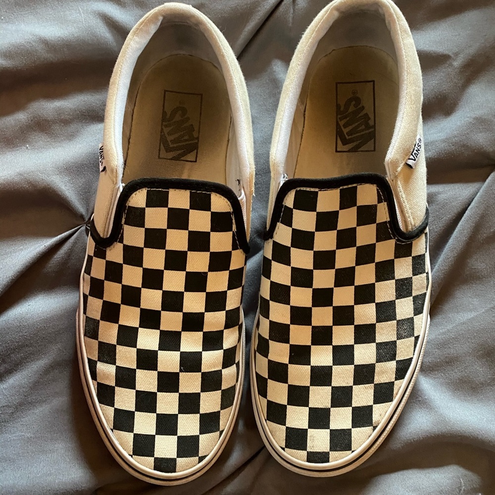 Checkered VANS Slip Ons